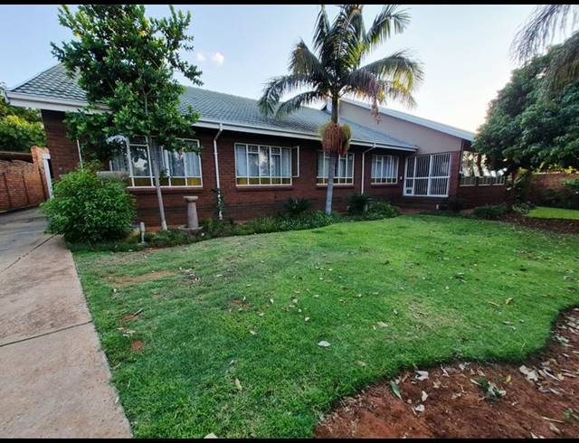 4 BEDROOM HOUSE FOR SALE IN WONDERBOOM